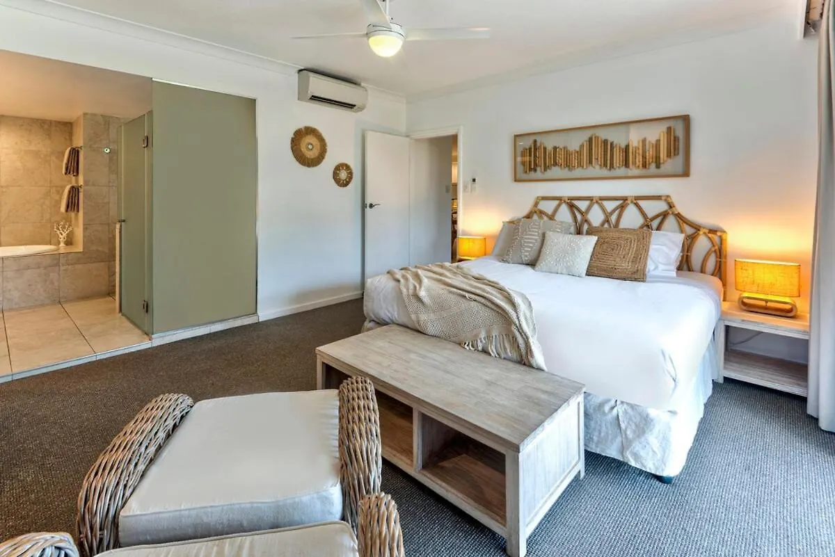 Poinciana 012 & Free Buggy Hamilton Island Apartment