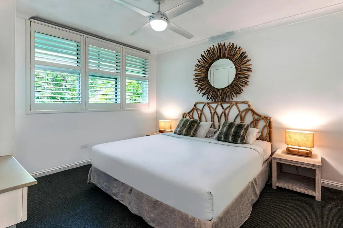 Poinciana 012 & Free Buggy Hamilton Island Apartment