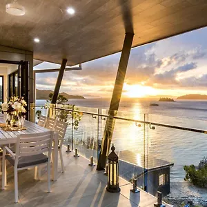 Hidden Cove On By Hiha Apartment